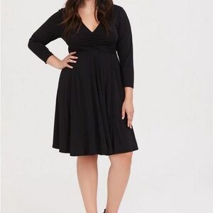 Torrid Mini Studio Knit Cinch Front Skater - torrid size 3 (plus)